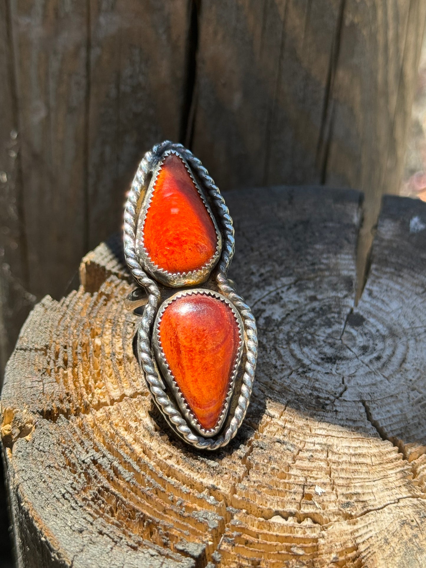Spiny Oyster Bold Statement Ring