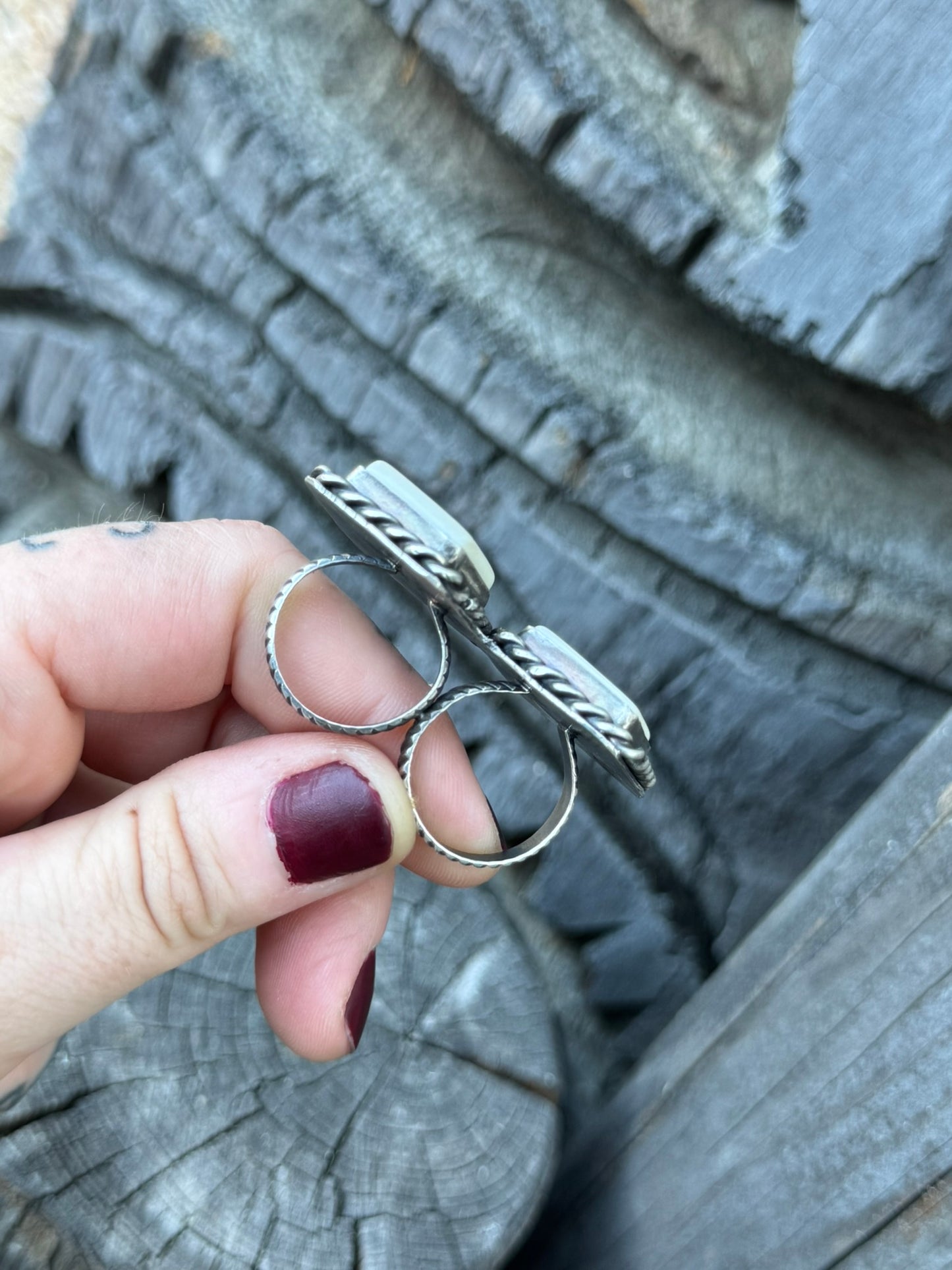 Two-Finger Slot Machine Dice Knuckle Ring