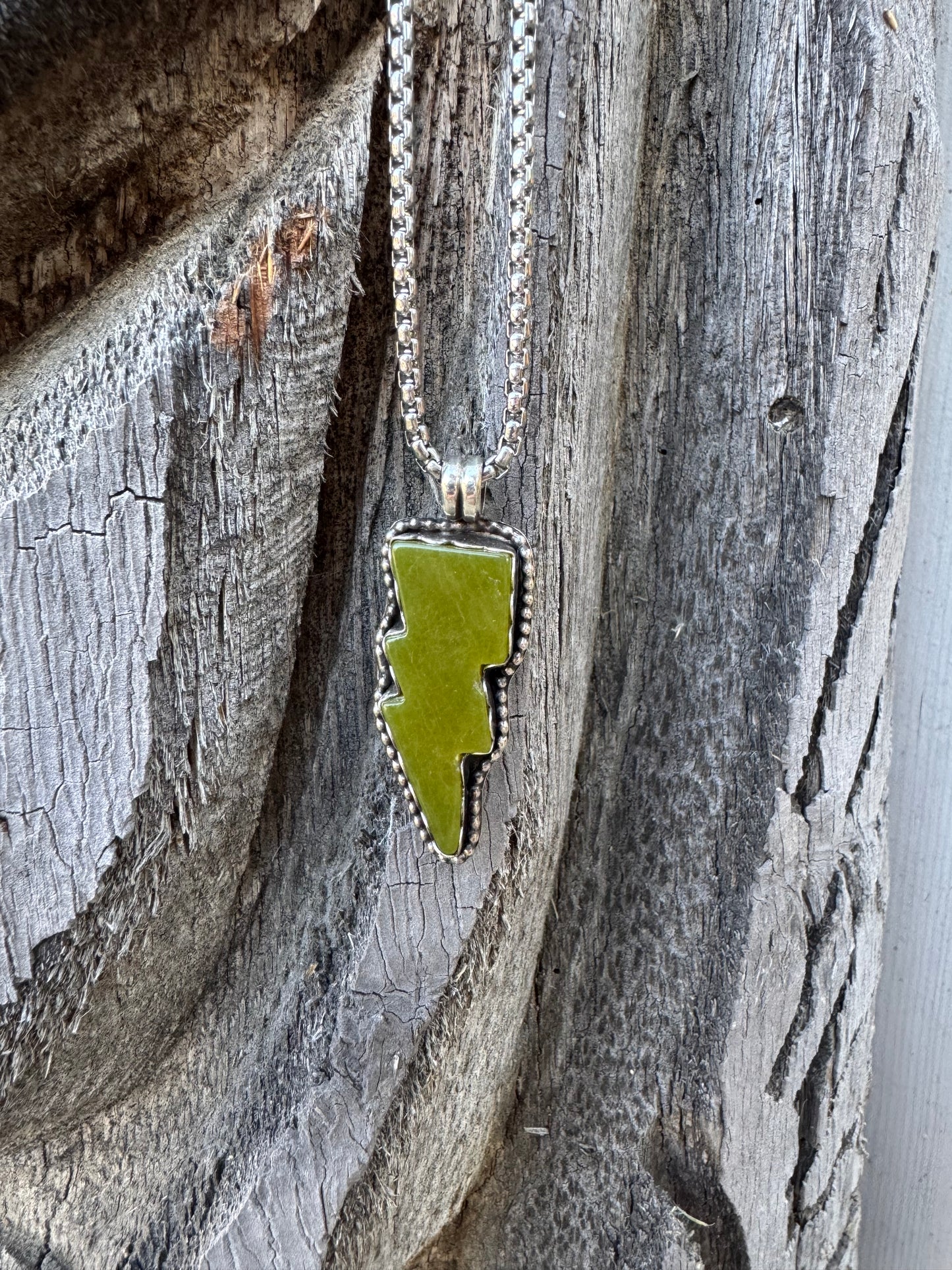 Green Serpentine Bolt Necklace